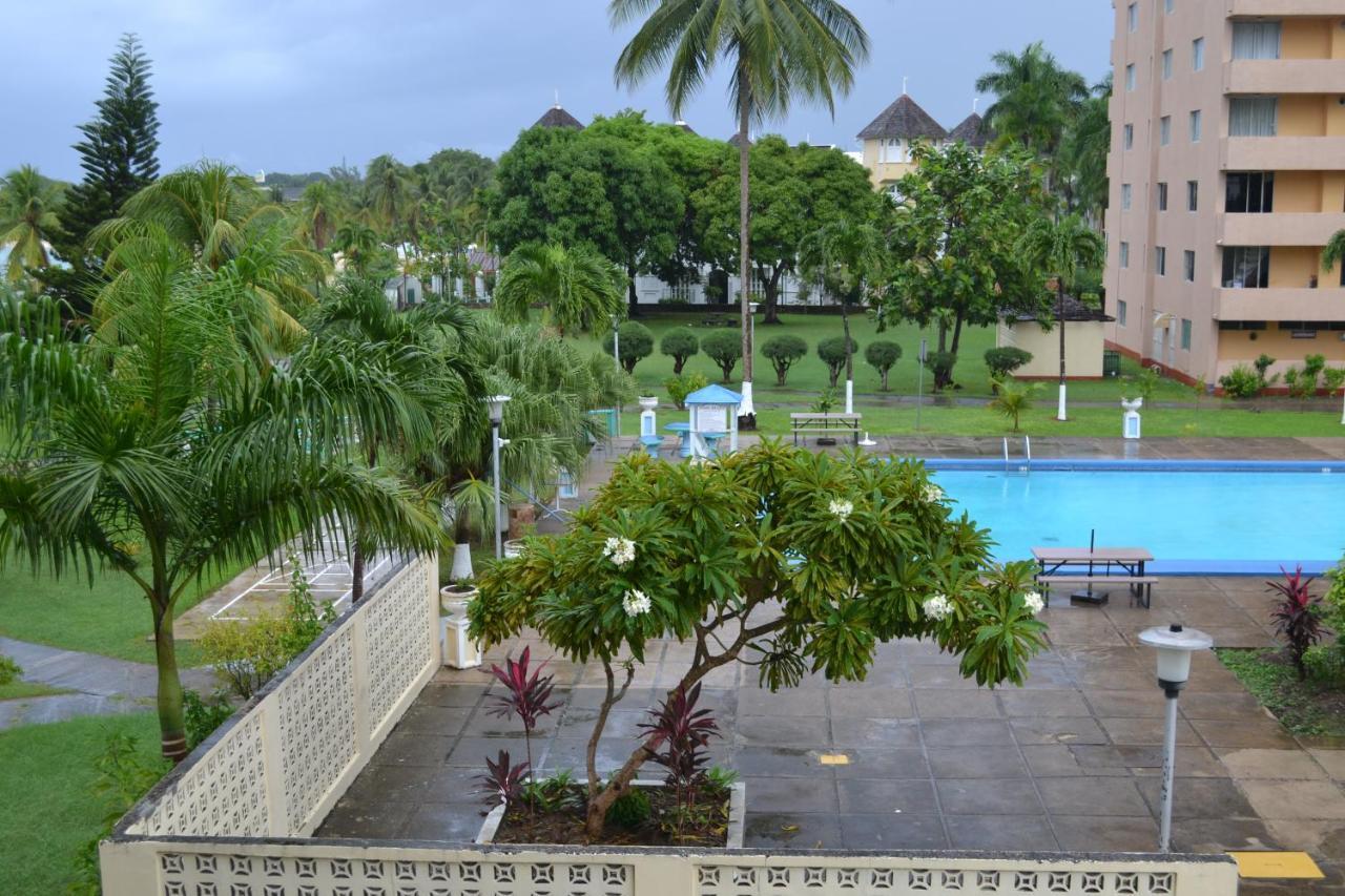 Turtle Beach Towers Apt 22 C - Ocho Rios Ngoại thất bức ảnh